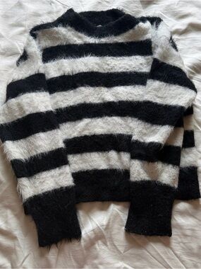 A New Day Black White Fuzzy Striped Sweater Cozy Knit Pullover Size XS